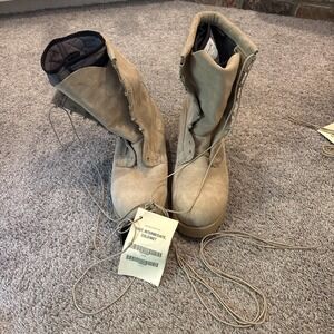 Wellco 325 ICW Intermediate Cold/Wet Gore-Tex Combat Boots 14.5W 14 1/2 Wide